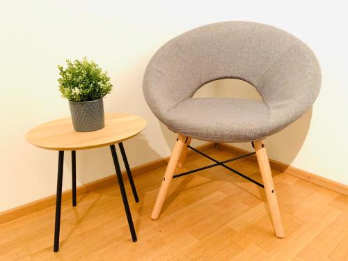 City Home Finland Centrum Laukontori - Spacious apartment with Own Sauna, One Bedroom, Furnished Bal