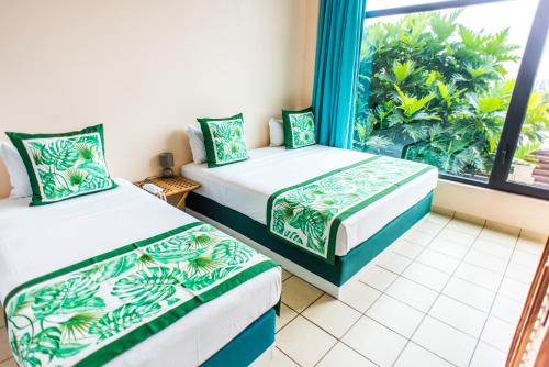 room-image