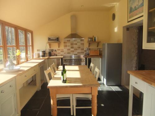 Restoran, Baddegai Holiday Cottage in Libanus