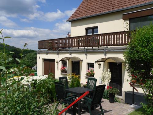 B&B Papstdorf - Ferienwohnung Hartmann - Bed and Breakfast Papstdorf