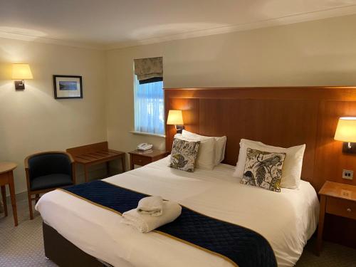 Rossett Hall Hotel - Tap to explore photos