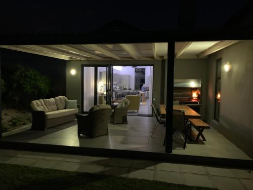 Romansbaai at 402 - with solar power, Gansbaai (fotografie 5)
