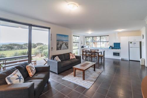 Torbay Seaview Holiday Apartments in Kronkup