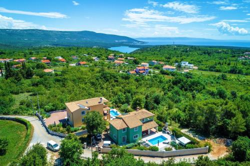 Villa Branca 6+2 in Rakalj
