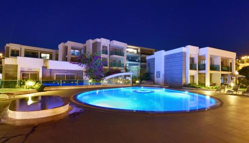 Royal Palm Residence - image 10