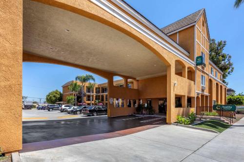 Photo - Quality Inn & Suites Westminster Seal Beach