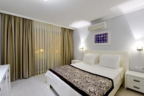 Royal Palm Residence - image 9