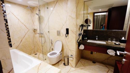 room detail thumbnail 2