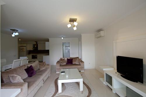 Royal Palm Residence - image 13