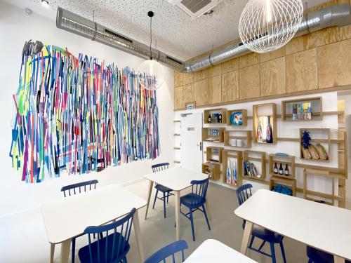 The People Hostel - Marseille - image 11