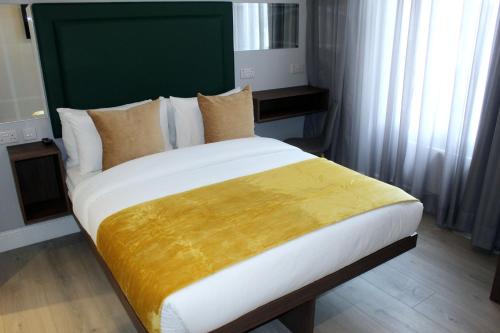 CG Kensington Room Type - Double Room