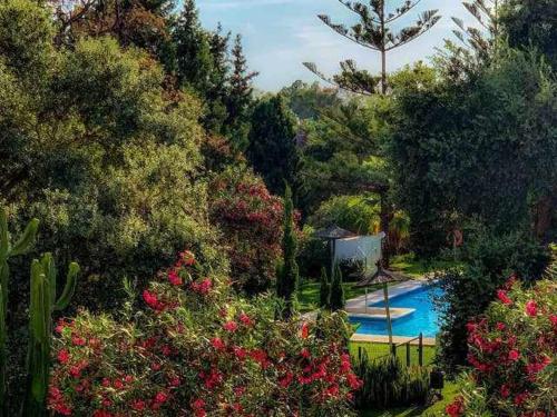 Luxury Apartm Brand newSwimming PoolGolf Beach