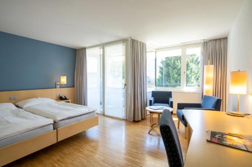 Twin room, classic, balcony