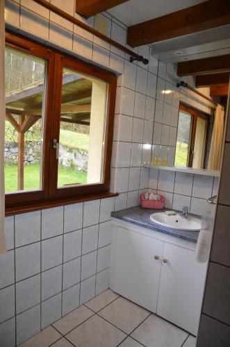 Vannas istaba, Gîte les Tourterelles (Gite les Tourterelles) in Stosvīra