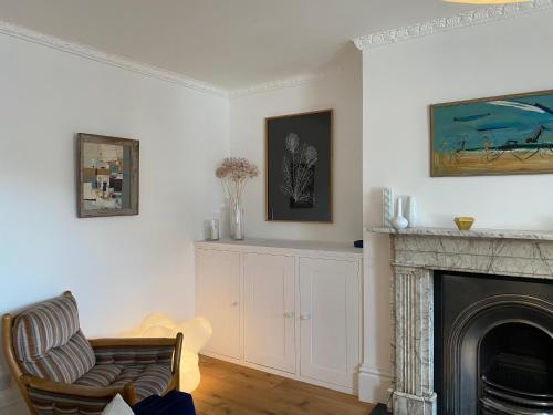 Stunning Georgian Flat in The Heart of Midhurst Old Town