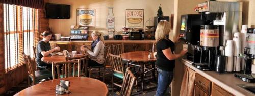 Boarders Inn & Suites by Cobblestone Hotels in Waukon