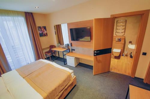 Sport Hotel - image 9