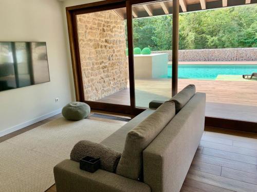 2 Apartamentos en villa con piscina privada en Asturias El Marquesau