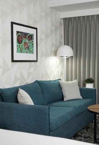 The Crystal Lodge - Hotel - Whistler Blackcomb