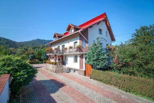 Casa Din Noua - main image
