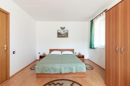Casa Din Noua - image 10