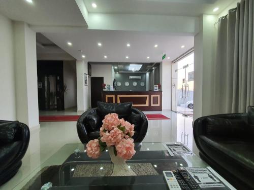 Lobby, Al Basateen Hotel Rumays in Barka