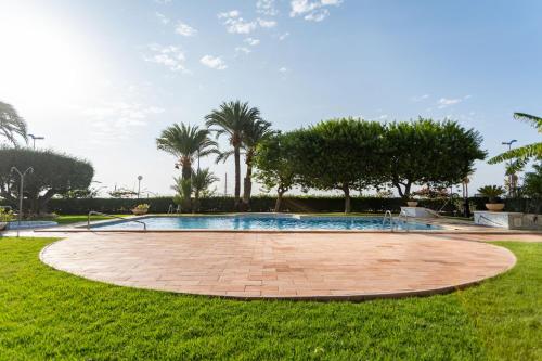 Apartamentos María Cristina Beach - image 14