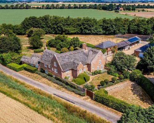 Viesnīcas āriene, Old Hall Country Breaks in Tilney All Saints