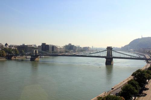 Boutique Hotel Victoria Budapest - image 2