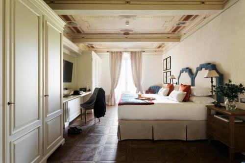 Prestige Room