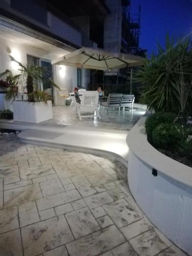 ทัศนียภาพภายนอกโรงแรม, A casa di cinzia in ปิเนโต