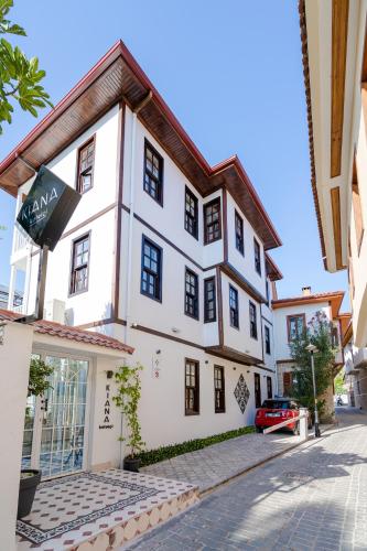 KIANA KALEİÇİ - image 9