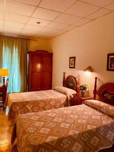 Hostal León - image 9