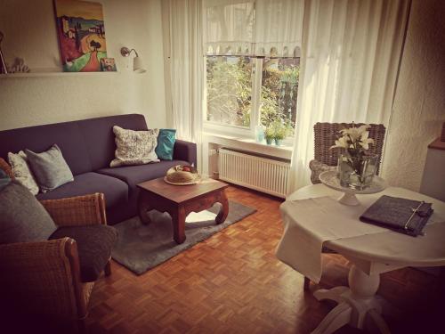 "Maison Blanche" - das gemütliche Garten-Apartment zwischen Köln und Düsseldorf ("Maison Blanche" - das gemutliche Garten-Apartment zwischen Koln und Dusseldorf) in Grevenbroich