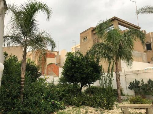  VILLA RISORGIMENTO in centro sul corso principale in Scoglitti