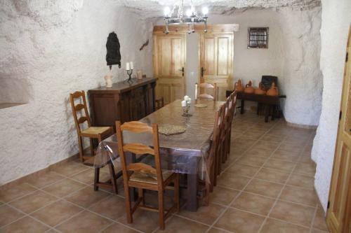Létesítmények, CUEVAS AL ANDALUS - Solea in Orce