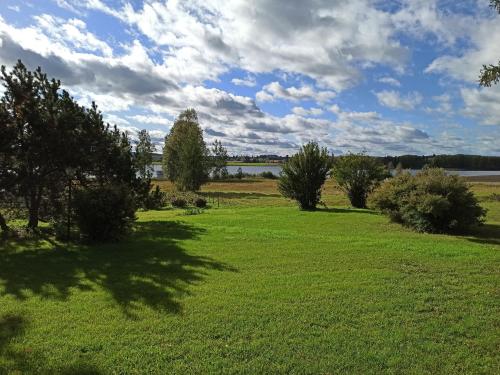 周邊環境, Laukkumäki farm (Laukkumaki farm) in 伊薩爾米