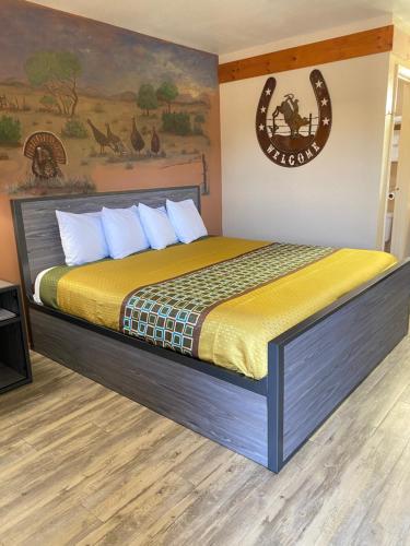 Americas Best Value Inn - Legend's Inn - image 10