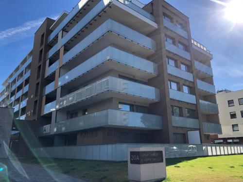 The Sapphire with the Great View - Deluxe Beach Apartments - image 5