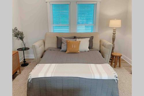 Modern Carolina Beach Boardwalk Cottage near Amenities!