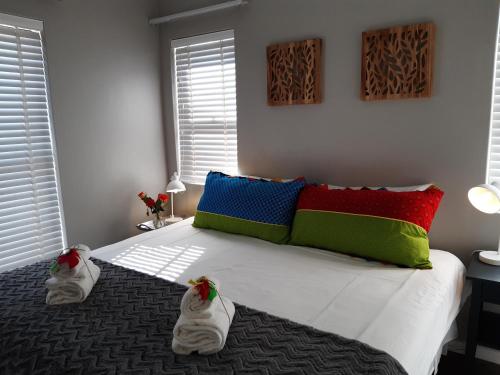 Istaba viesiem, 16 Rhodes-North Self Catering Apartment & Studio in Stellenboša