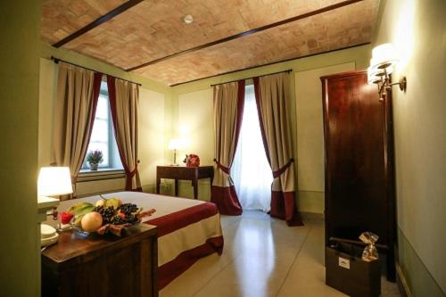 1 queen bed