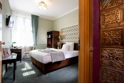 Hotel Amber - image 10