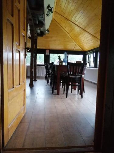 Létesítmények, Cabana Logolda in Cavnic