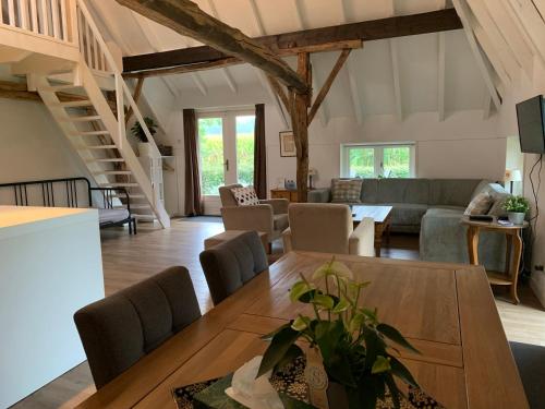  De Stal - Buitenplaats Ruitenveen, privé! in Nieuwleusen