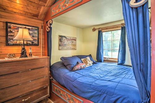 Cabin on Rush Lake with Tiki Bar Grill and Kayaks! - image 12