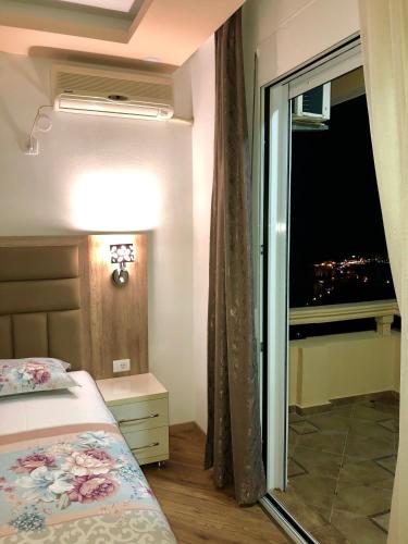 Apartment with Sea View image 7