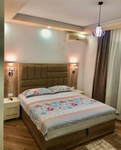 Apartment with Sea View image 8
