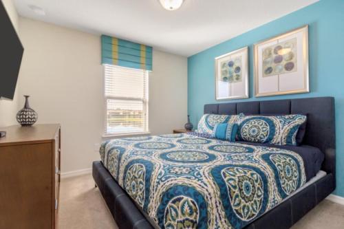 IHR8870WW Gorgeous 5Bd 4Bath w Pool Lake View - image 6