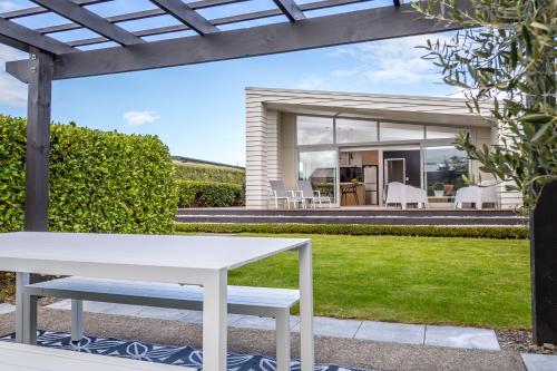 Number 35, Martinborough (photo 4)